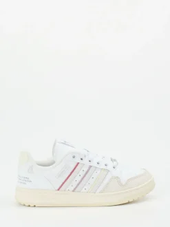 Adidas – Sneaker aus Synthetik in Weiß Pastell