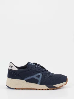 Allrounder – Retro-Sneaker aus Velours und Mesh Blau