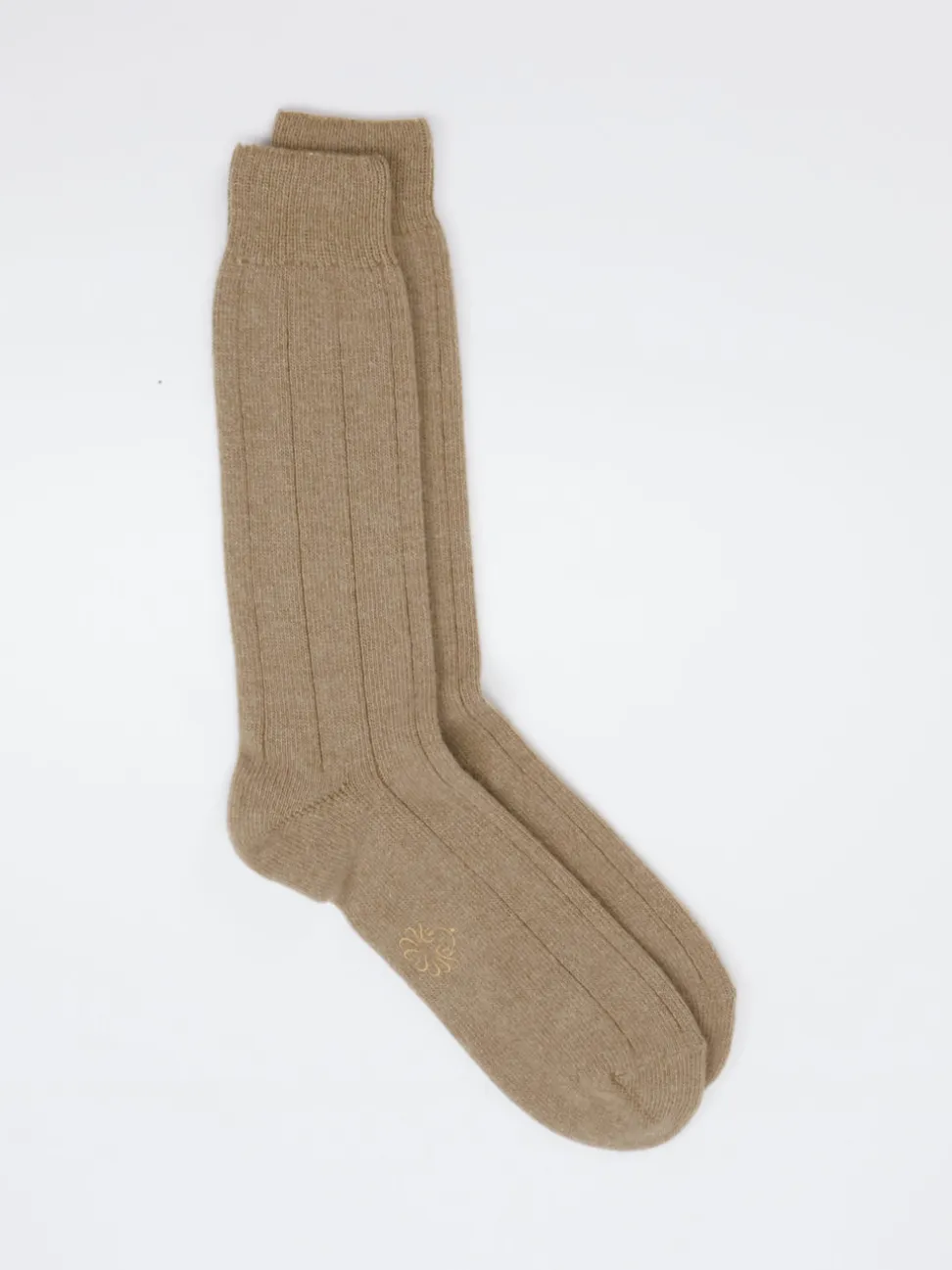 Alto Milano – Feinstricksocken aus Wolle beigebraun