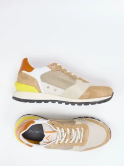 Ambitious – Retro-Sneaker aus Veloursleder beige