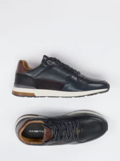 Ambitious – Sneaker aus Kalbleder in Dunkelblau