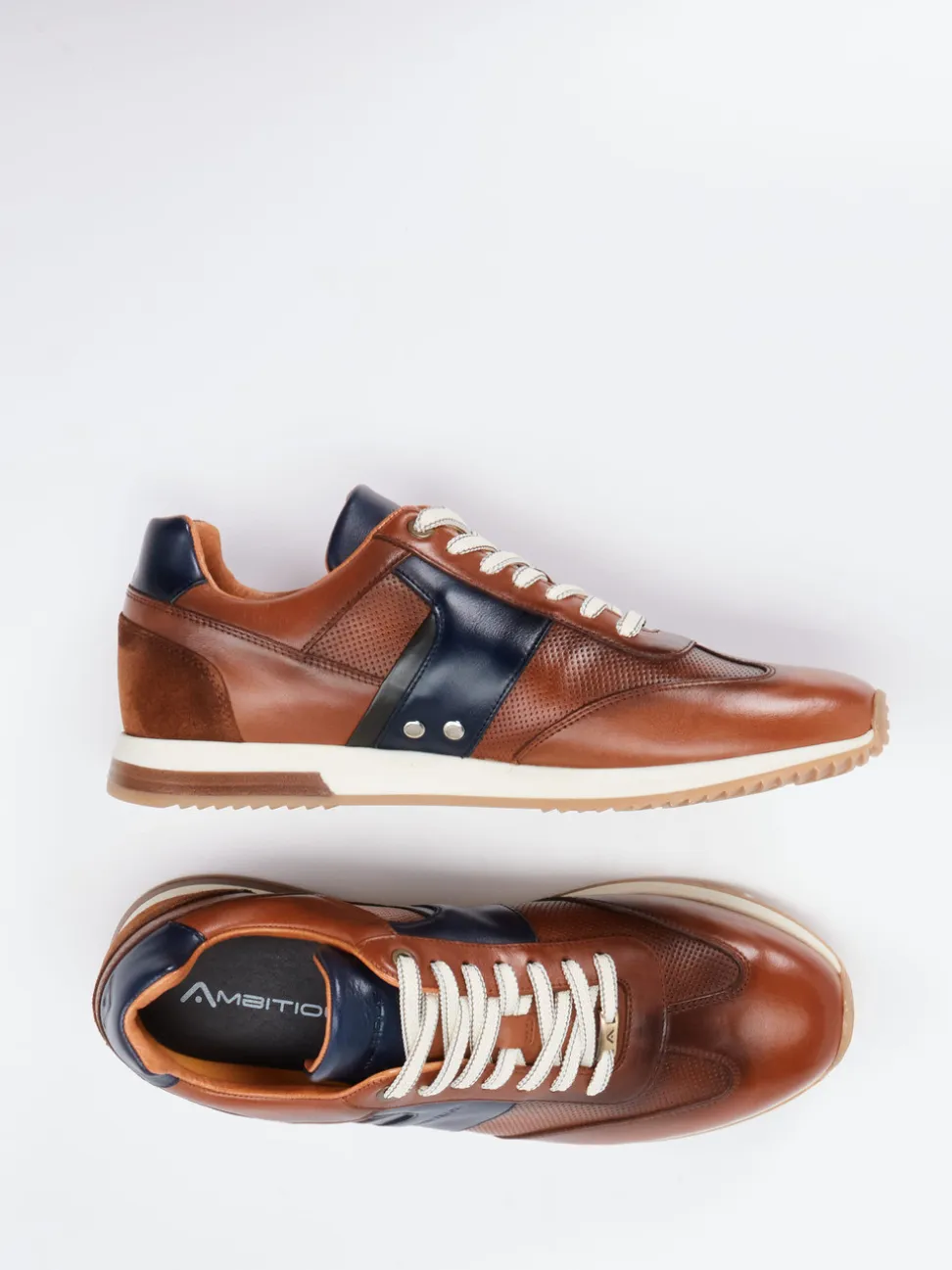 Ambitious – Sneaker aus Kalbleder in Cognac