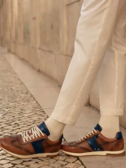 Ambitious – Sneaker aus Kalbleder in Cognac