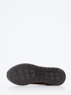 Ambitious – Sneaker aus Kalbleder in Cognacbraun