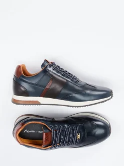 Ambitious – Sneaker aus Kalbleder in Dunkelblau
