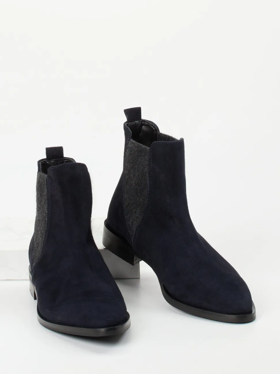 Andrea Puccini – Chelsea Boots aus Veloursleder dunkelblau