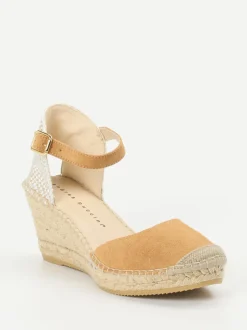 Andrea Puccini – Keilsandalette aus Veloursleder cognac