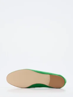 Andrea Puccini – Loafer aus Veloursleder grasgrün