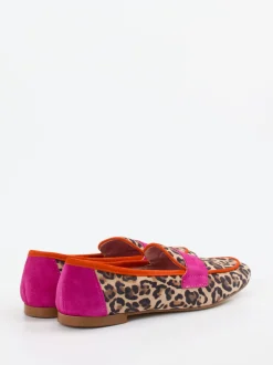 Andrea Puccini – Loafer aus Veloursleder mit Leoprint