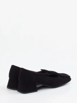 Andrea Puccini – Pumps aus Veloursleder Schwarz