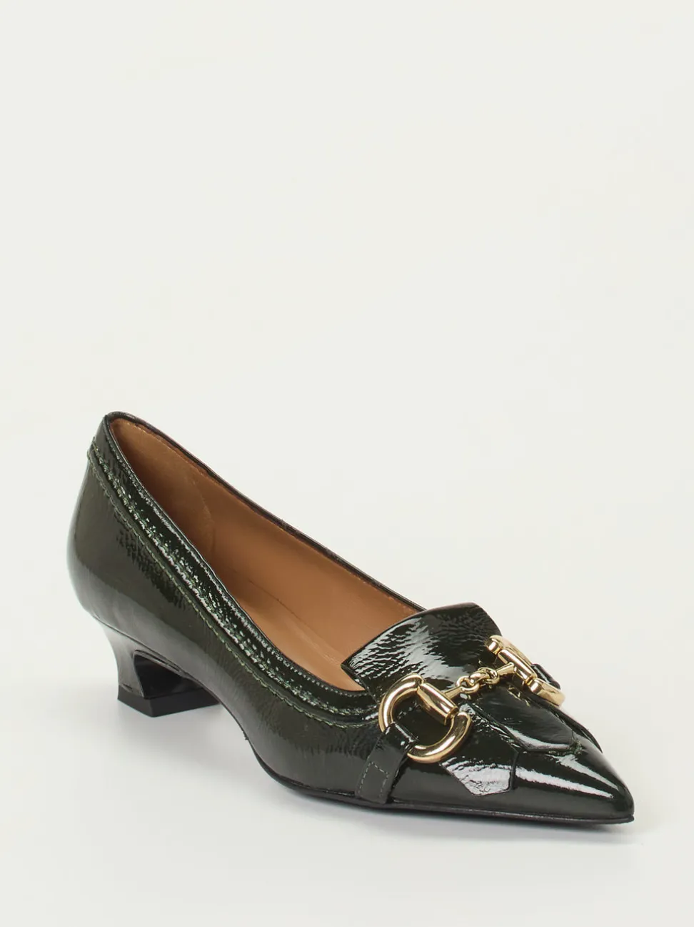 Andrea Puccini – Pumps aus Lackleder in Tannengrün