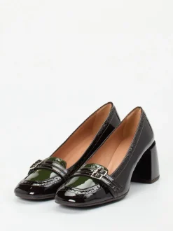 Andrea Puccini – Pumps aus Lackleder in Schwarz-Grün