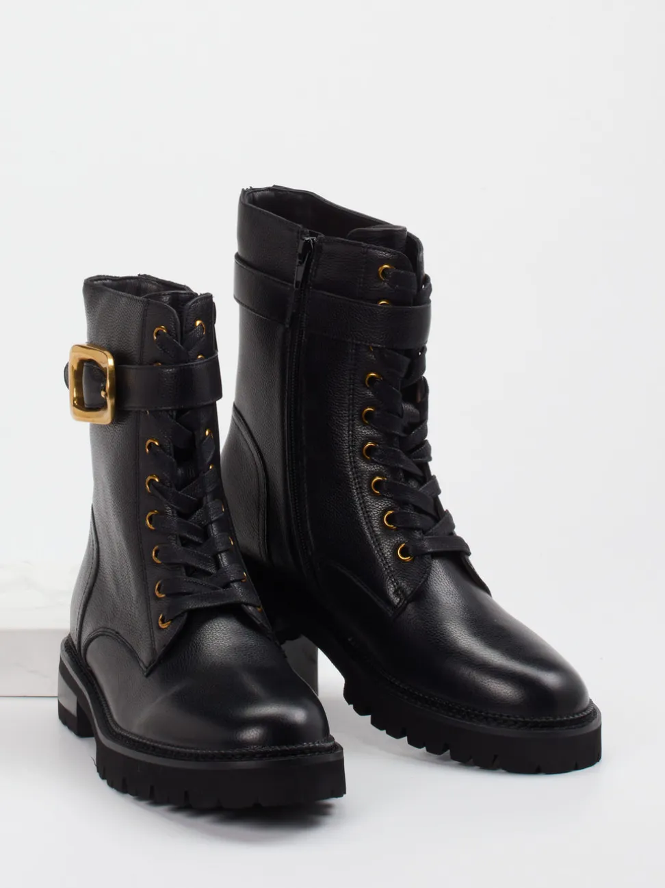 Andrea Puccini – Schnürboots aus Lammleder Schwarz