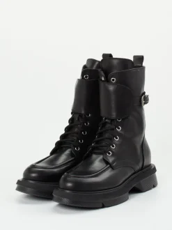 Andrea Puccini – Schnürboots aus Kalbleder Schwarz