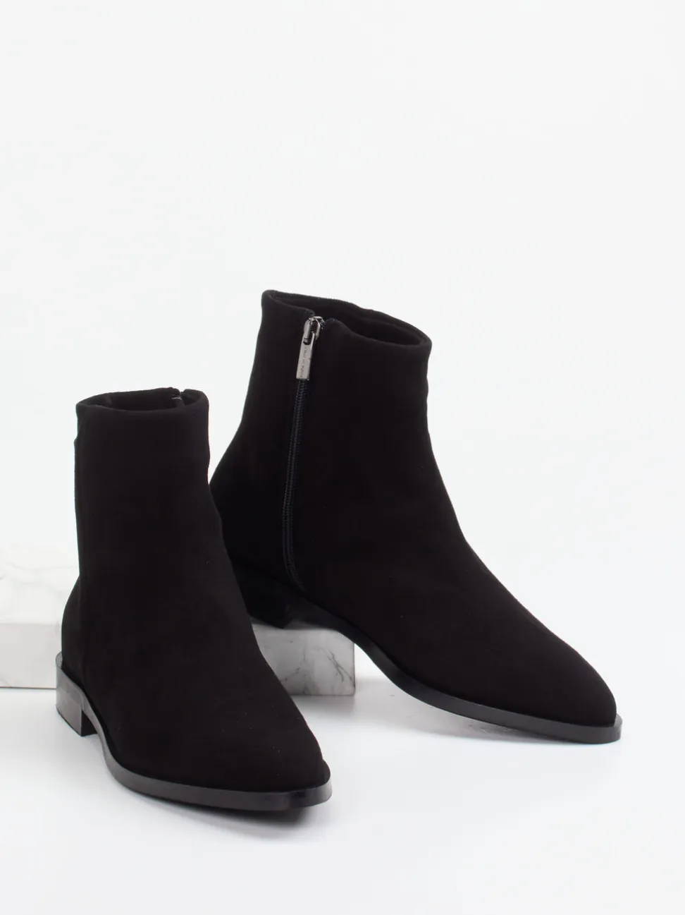 Andrea Puccini – Stiefeletten aus Veloursleder schwarz