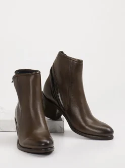 Andrea Puccini – Stiefelette aus Leder in Dunkelbraun