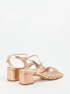 Andrea Sabatini – Abendsandale aus Metallicleder Roségold