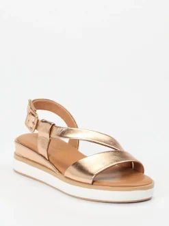 Andrea Sabatini – Plateau-Sandale aus Metallicleder Roségold