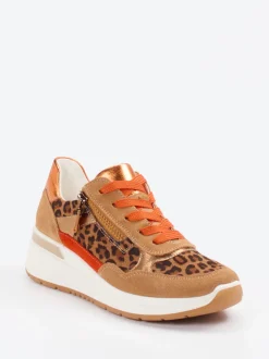 Ara – Chunky Sneaker aus geprägtem Leder braun