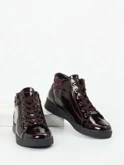 Ara – High-Top Sneaker aus Lackleder Dunkelbordeaux