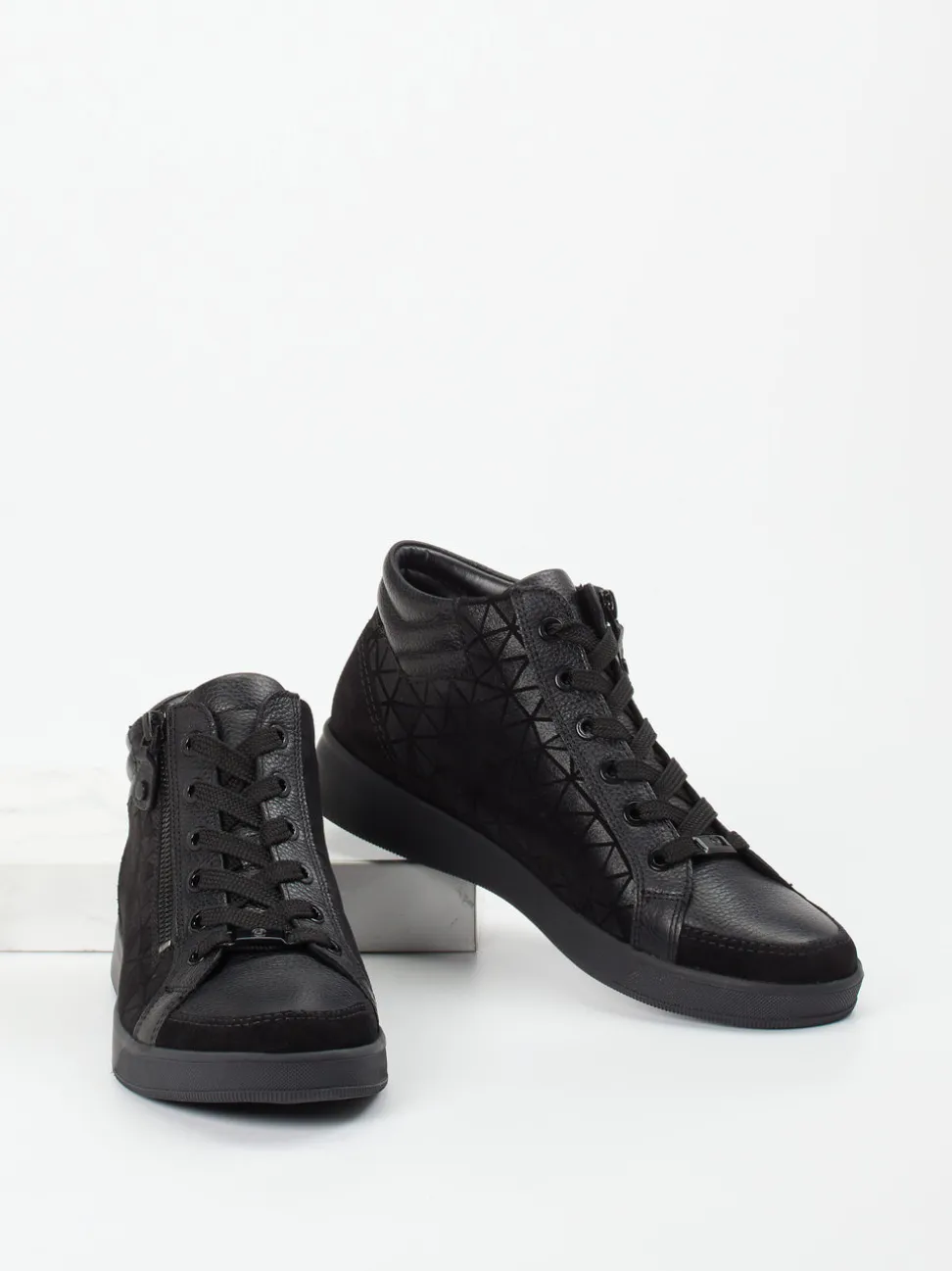 Ara – Mid-Top Sneaker aus Leder Schwarz