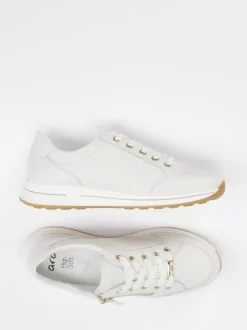 Ara – Sneaker aus Kalbleder in Offwhite