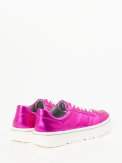 Ara – Sneaker aus Metallicleder in Pink