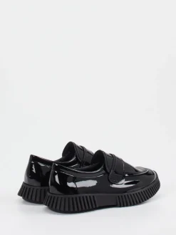Arche – Loafer aus Lackleder in Schwarz