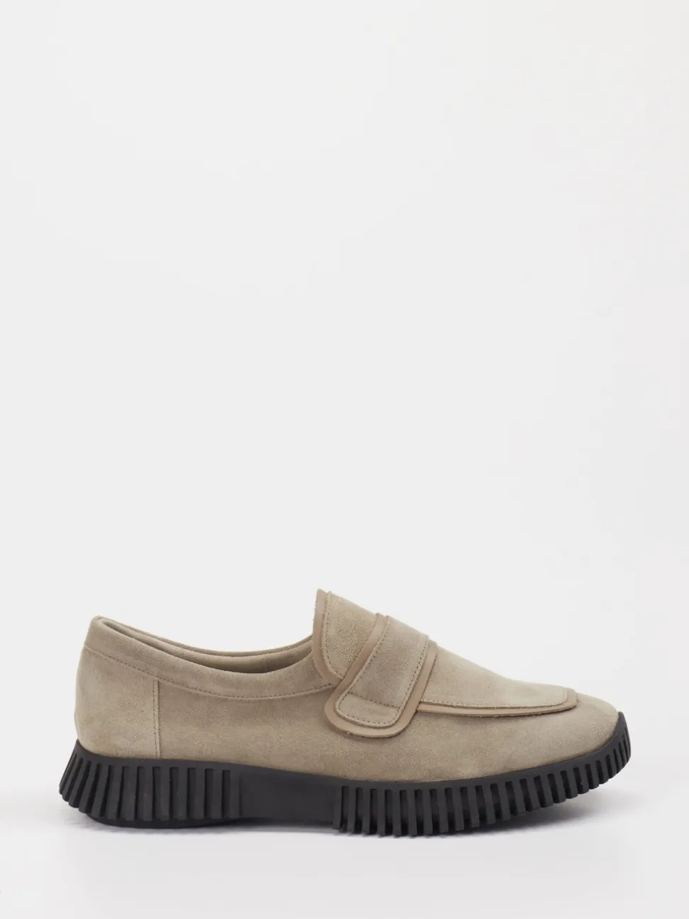 Arche – Loafer aus Veloursleder in Beigegrau