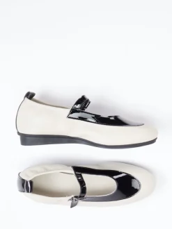Arche – Mary Jane Ballerinas aus Nubukleder cremeweiß