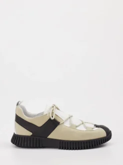 Arche – Sneaker aus Leder in Beige mit Gummisohle