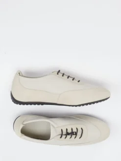 Arche – Sneaker aus Leder in Cremeweiß