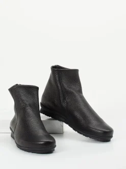 Arche – Stiefeletten aus Elchleder in Schwarz