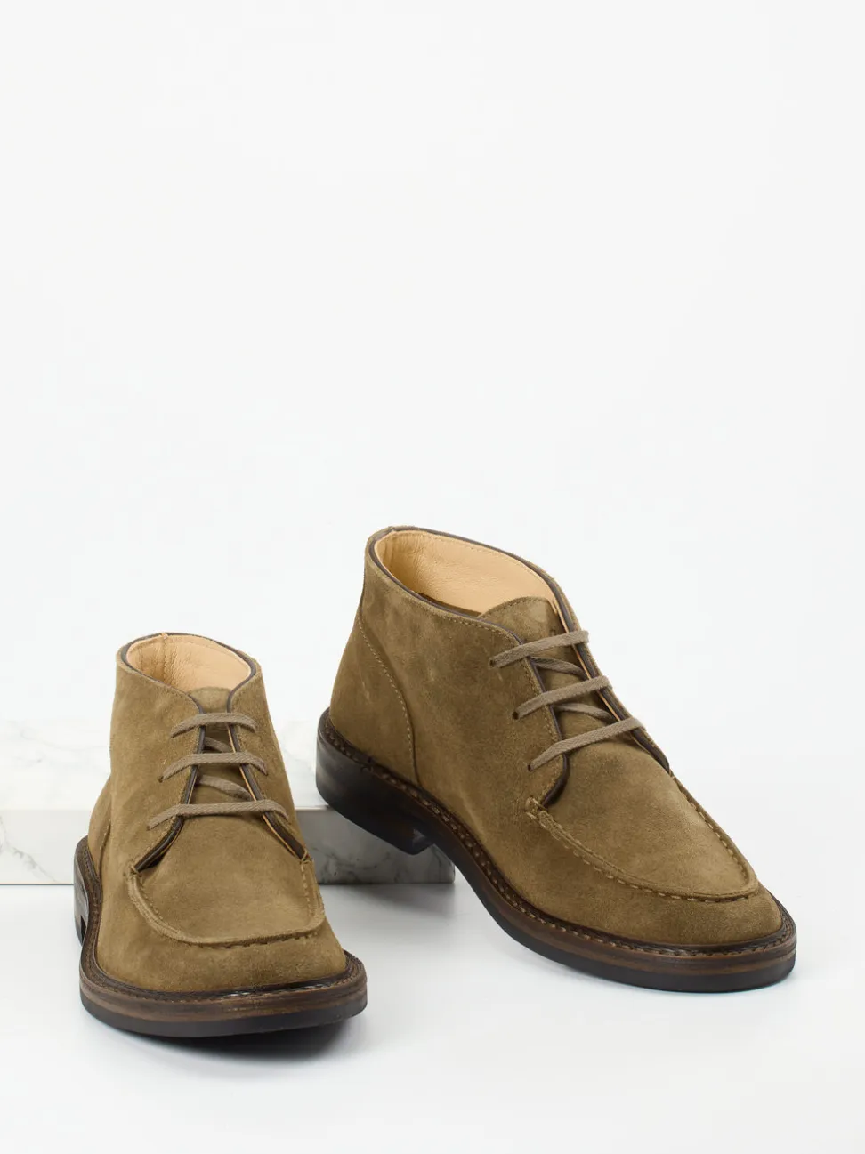 Astorflex – Desert Boots aus Veloursleder sandbraun