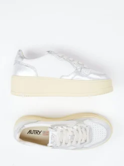 Autry – Plateau-Sneaker aus Leder in Weiß