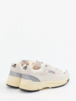 Autry – Retro-Sneaker aus Veloursleder und Mesh Beige