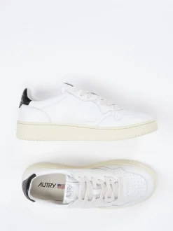 Autry – Sneaker aus Kalbleder Offwhite