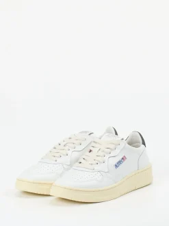 Autry – Sneaker aus Kalbleder in Weiß