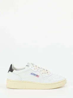 Autry – Sneaker aus Kalbleder in Weiß