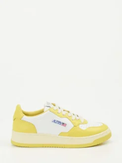 Autry – Sneaker aus Leder in Pastellgelb