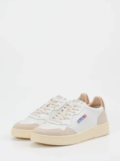 Autry – Sneaker aus Leder in Offwhite-Beige