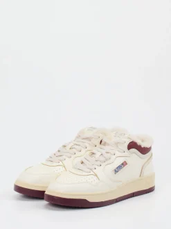 Autry – Sneaker aus Leder cremeweiß mit Fütterung