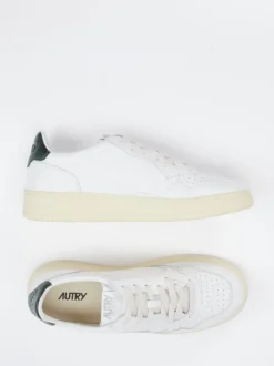 Autry – Sneaker aus Leder in Weiß mit Retro-Flair