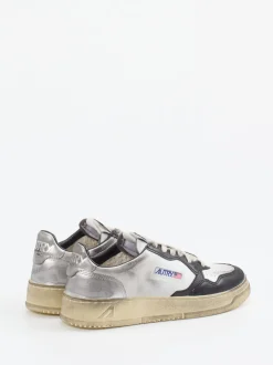Autry – Sneaker aus Leder in Silbermetallic