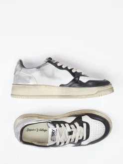 Autry – Sneaker aus Leder in Silbermetallic