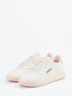 Autry – Sneaker aus Leder mit Pastellakzenten