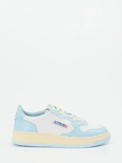 Autry – Sneaker aus Leder in Pastellblau