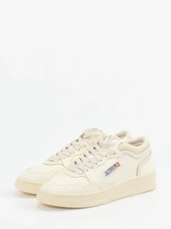 Autry – Sneaker aus Leder in Cremeweiß