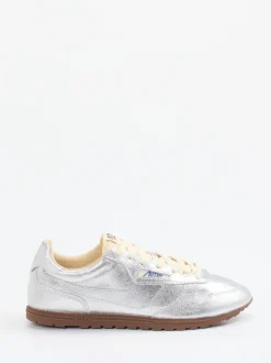 Autry – Sneaker aus Metallicleder silberfarben