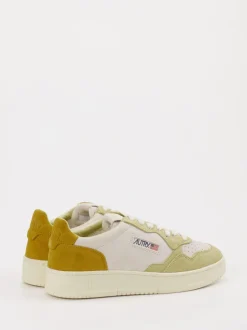 Autry – Sneaker aus Veloursleder Beige